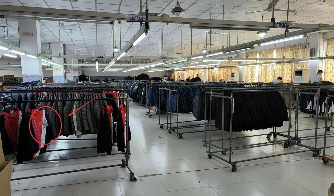 羽绒服市场乱象 三步躲开劣质品陷阱